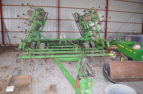 Property photo 19 - JOHN DEERE FARM EQUIPMENT AUCTION